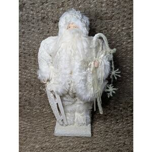 Southern Living Enchanted Christmas Santa White Sled Staff Iridescent Snowflakes